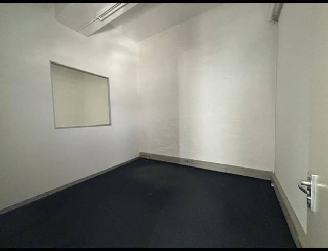 1,024M² OFFICE TO LET IN BELLVILLE SOUTH INDUSTRIA